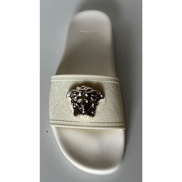 NIB $425 Versace Medusa Head Slides Sandals White 10 US (40 Eu) DSR262CN IT - Picture 4 of 14